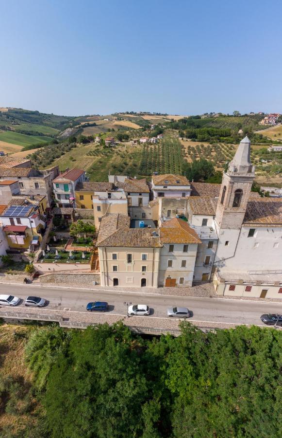 ホテル Palazzo Ducale Castilenti エクステリア 写真